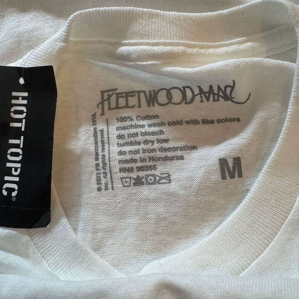 Fleetwood Mac Unisex T-Shirt Medium White Rumours Album Graphic Rock Aesthetic - Picture 3 of 6